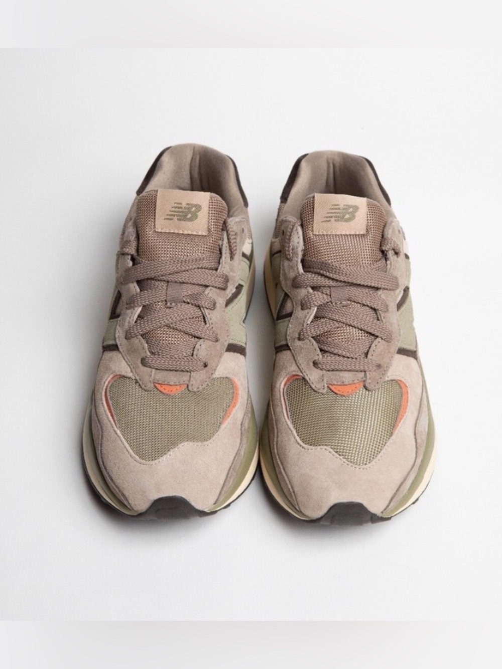 New Balance 50/70 Sneakers | 5.5M/7W